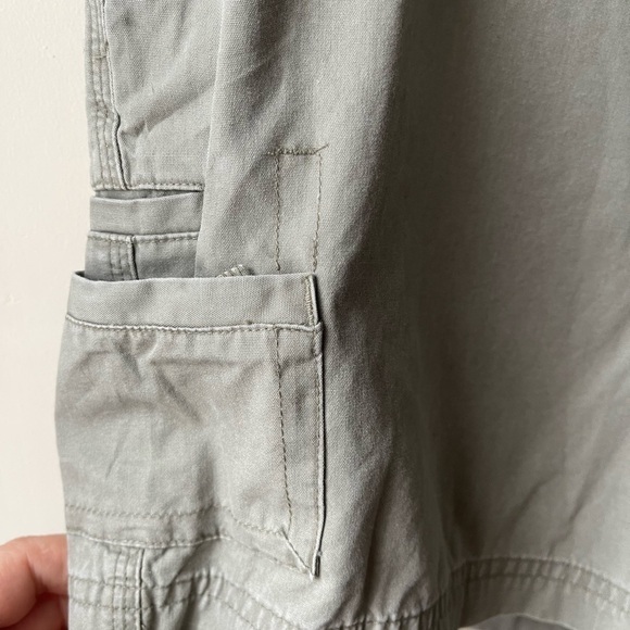 Columbia green khaki hiking cotton hiking shorts size 12 - Picture 5 of 11